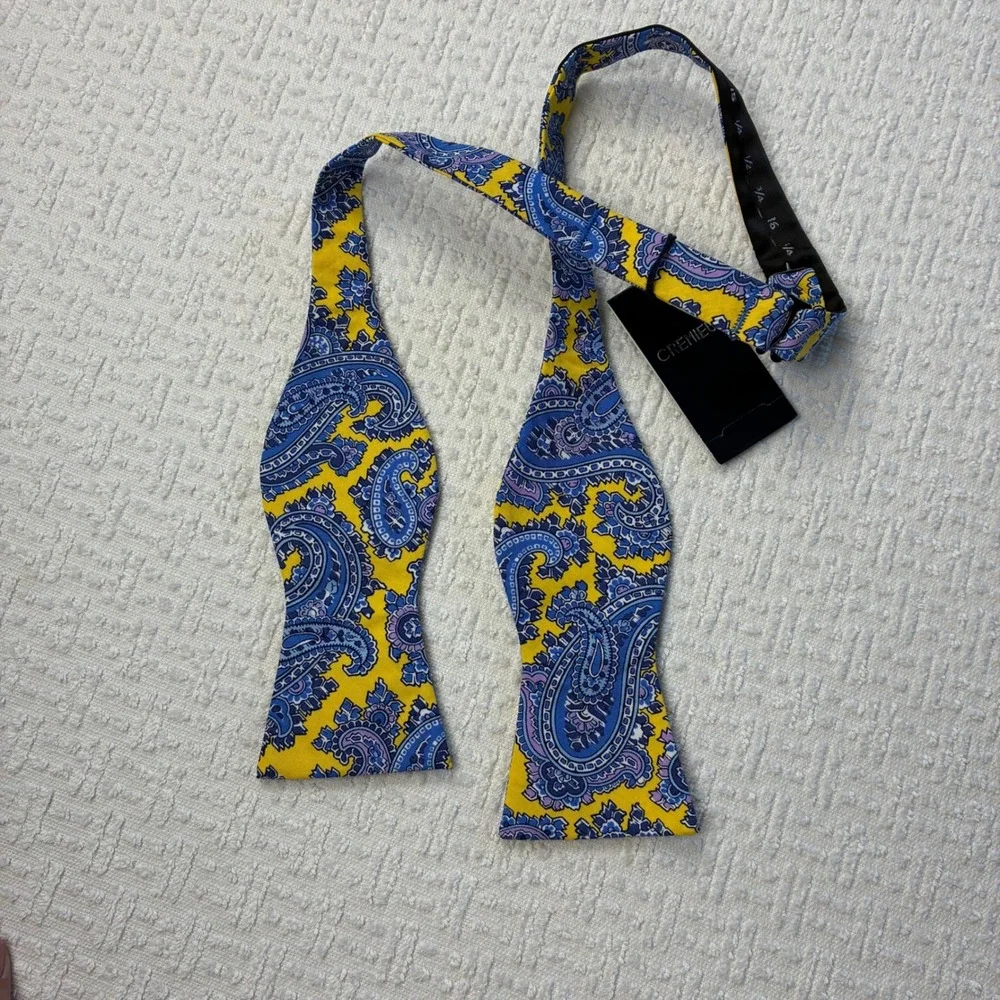 Cremieux Mens Bow Tie Yellow Blue Paisley Cotton Self Tie Adjustable NWT